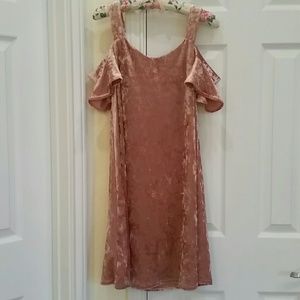 BLUSH-LIPSTICK COLD SHOULDER RUFFLE DRESS